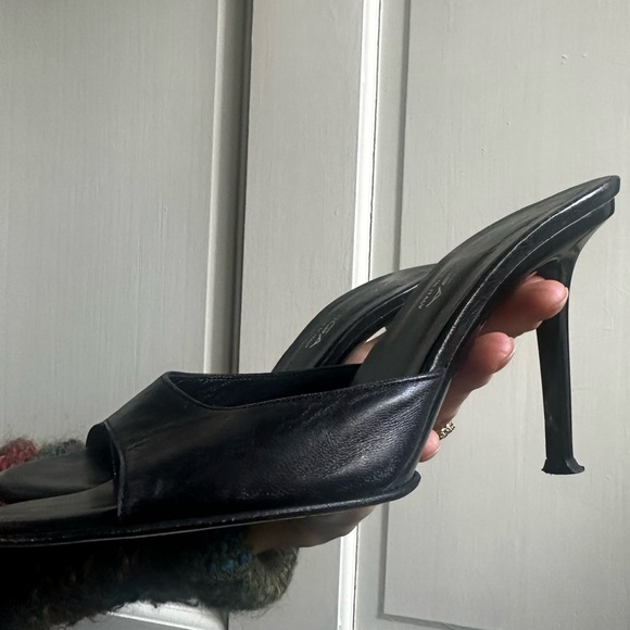 Via Spiga Black Leather Heels - Picture 4 of 7